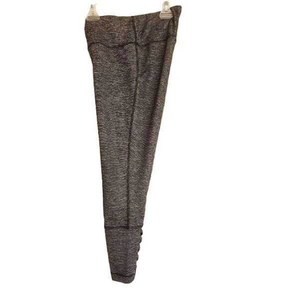 Women's Yoga Everyday Workout Capri Cut Out Crop Pants Leggings Grey XS NWOT - Picture 5 of 6
